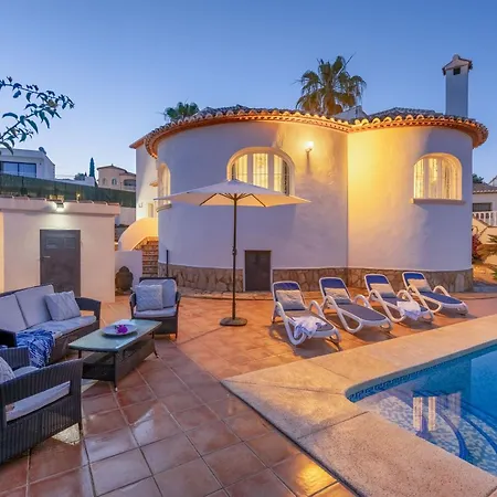 Mackay By Abahana * Calpe