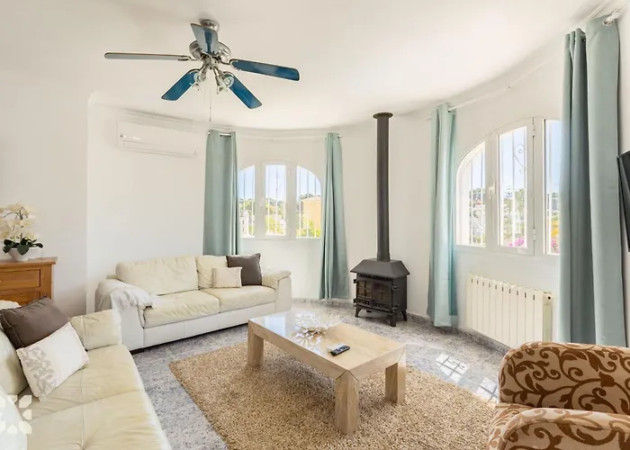 Mackay By Abahana Calpe