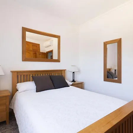 Mackay By Abahana Calpe