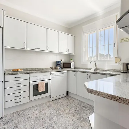 Villa Mackay By Abahana Calpe