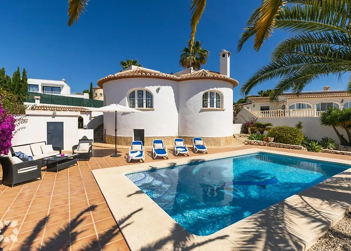 Mackay By Abahana Calpe