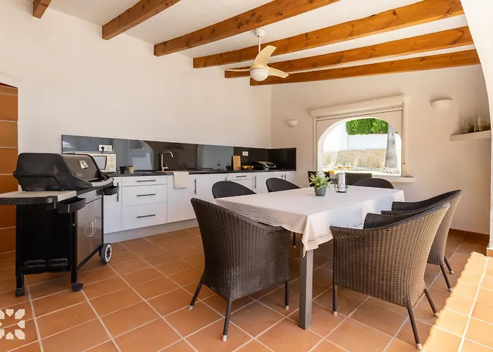 Villa Mackay By Abahana Calpe